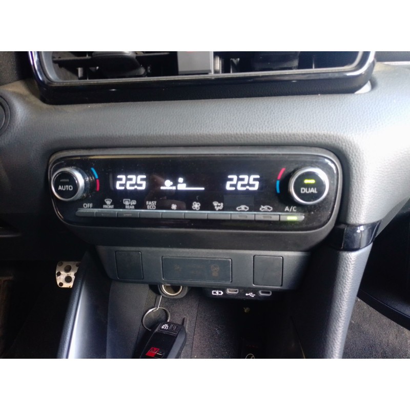 Recambio de mando climatizador para toyota yaris (_p21_, _pa1_, _ph1_) 1.5 hybrid (mxph11) referencia OEM IAM   