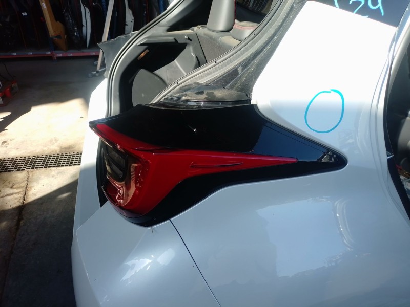 Recambio de piloto trasero derecho para toyota yaris (_p21_, _pa1_, _ph1_) 1.5 hybrid (mxph11) referencia OEM IAM   