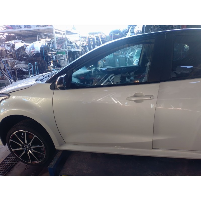 Recambio de puerta delantera izquierda para toyota yaris (_p21_, _pa1_, _ph1_) 1.5 hybrid (mxph11) referencia OEM IAM   