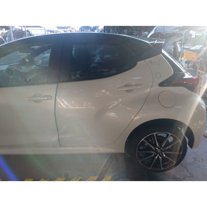 Recambio de puerta trasera izquierda para toyota yaris (_p21_, _pa1_, _ph1_) 1.5 hybrid (mxph11) referencia OEM IAM   