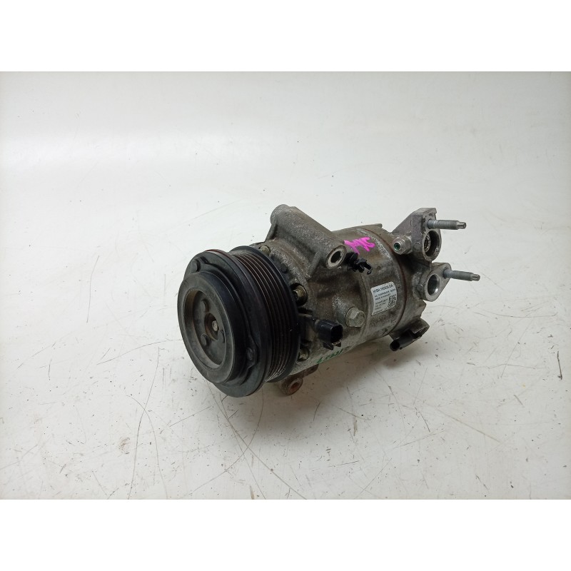 Recambio de compresor aire acondicionado para ford fiesta vii (hj, hf) 1.0 ecoboost referencia OEM IAM 2673870 H1BH19D629DA CAF2