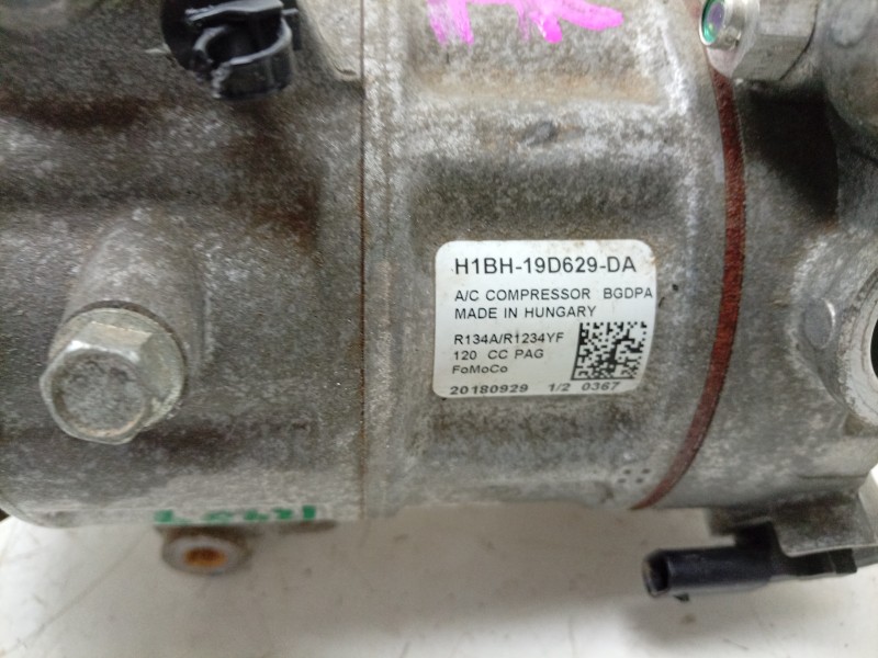 Recambio de compresor aire acondicionado para ford fiesta vii (hj, hf) 1.0 ecoboost referencia OEM IAM 2673870 H1BH19D629DA CAF2