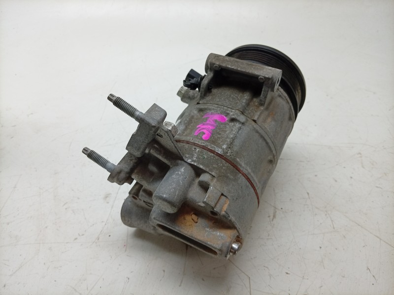 Recambio de compresor aire acondicionado para ford fiesta vii (hj, hf) 1.0 ecoboost referencia OEM IAM 2673870 H1BH19D629DA CAF2