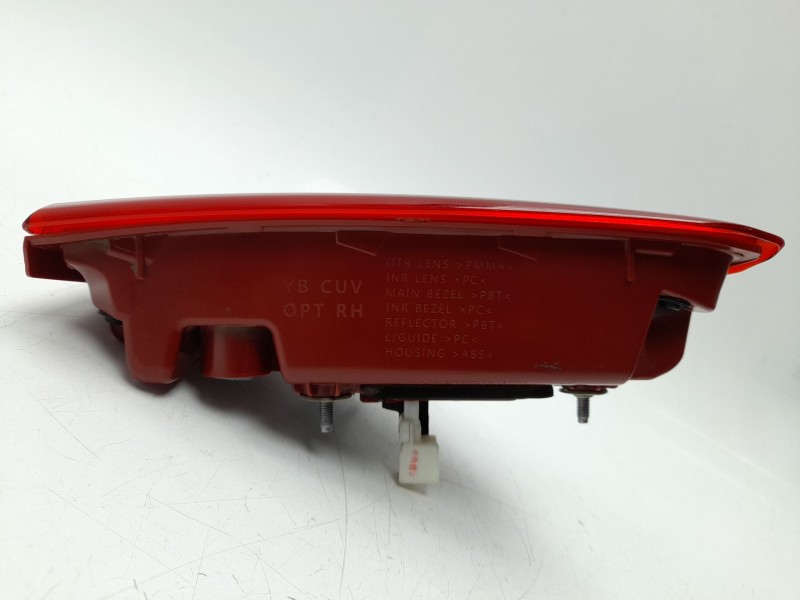 Recambio de piloto trasero derecho interior para kia stonic (yb) 1.0 t-gdi eco-dynamics+ referencia OEM IAM  92404H8500 