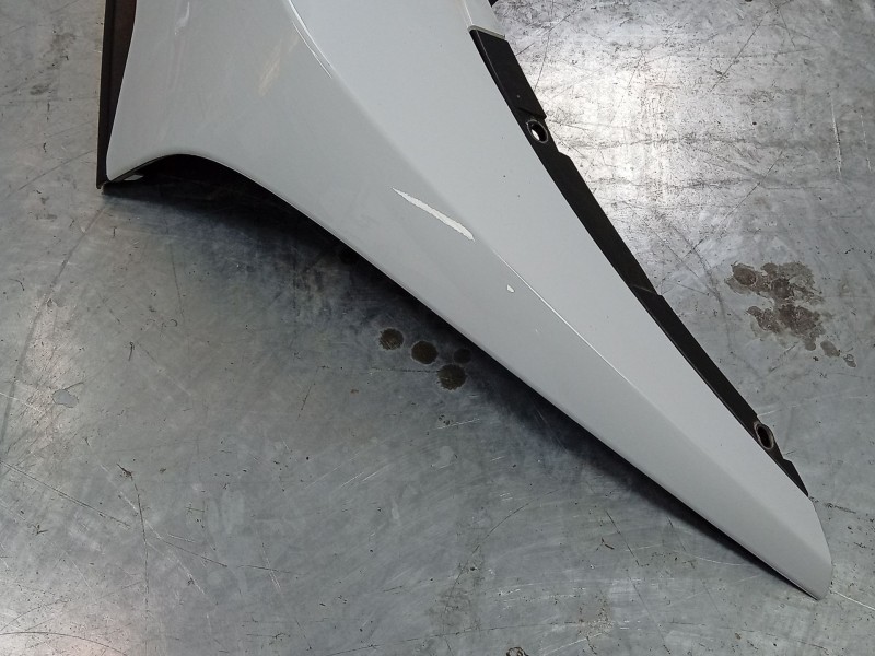 Recambio de rejilla delantera para toyota proace max referencia OEM IAM   