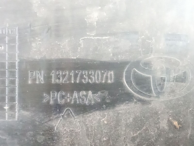 Recambio de rejilla delantera para toyota proace max referencia OEM IAM   