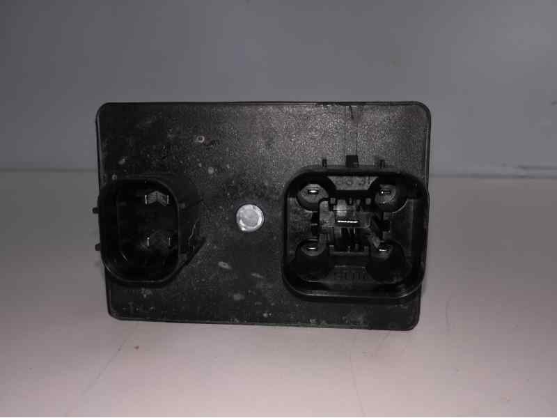 Recambio de caja precalentamiento para suzuki vitara 1.6 ddis comfort 4x4 referencia OEM IAM 0281003043  