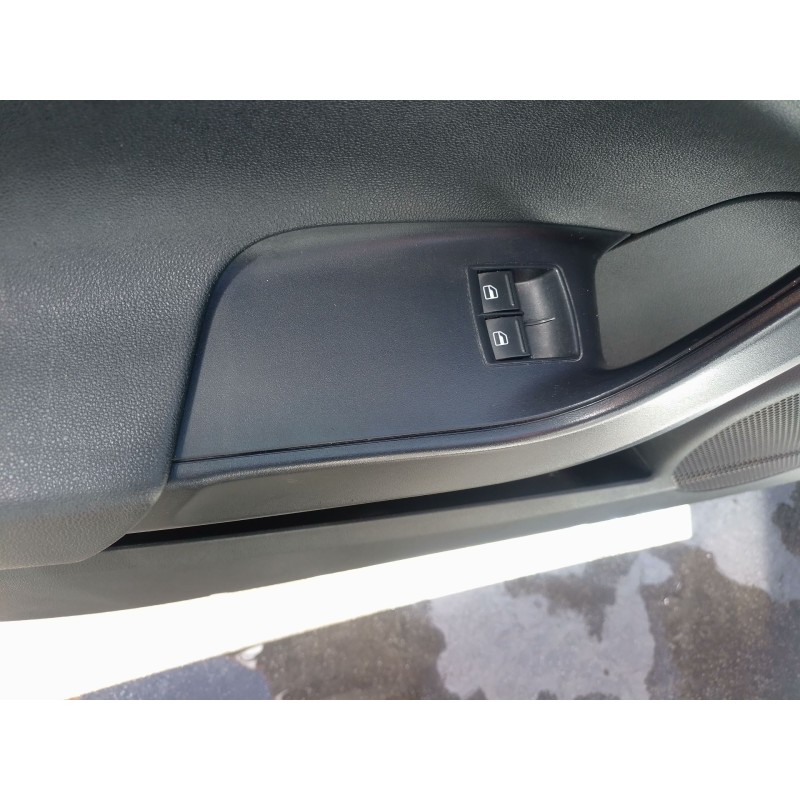 Recambio de mando elevalunas delantero izquierdo para seat ibiza iv (6j5, 6p1) 1.4 tdi referencia OEM IAM   
