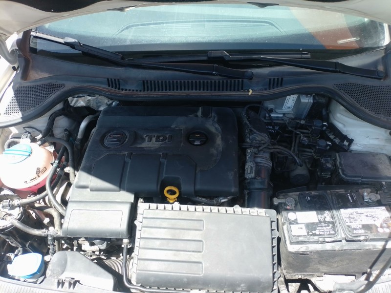 Recambio de alternador para seat ibiza iv (6j5, 6p1) 1.4 tdi referencia OEM IAM   