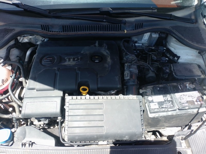 Recambio de compresor aire acondicionado para seat ibiza iv (6j5, 6p1) 1.4 tdi referencia OEM IAM   