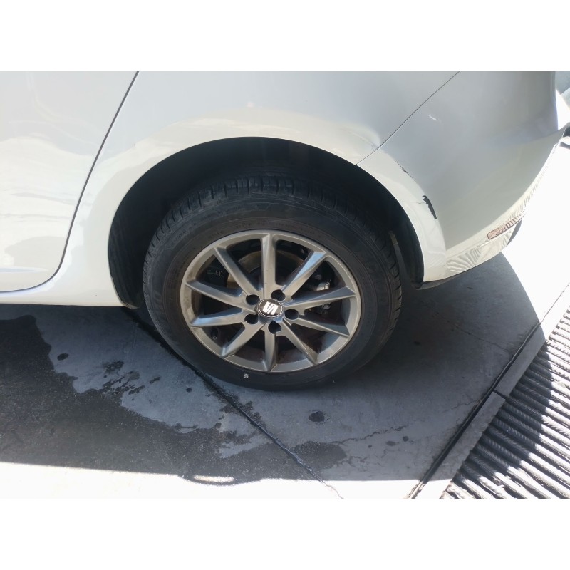 Recambio de paso rueda trasero izquierdo para seat ibiza iv (6j5, 6p1) 1.4 tdi referencia OEM IAM   