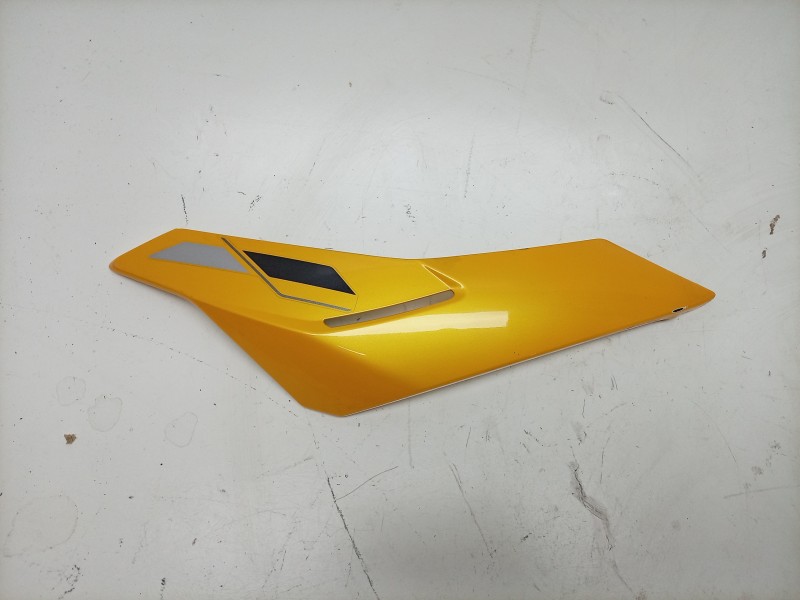 Recambio de quilla izquierda para triumph street triple 765 rs street triple 765 rs referencia OEM IAM  2317054 