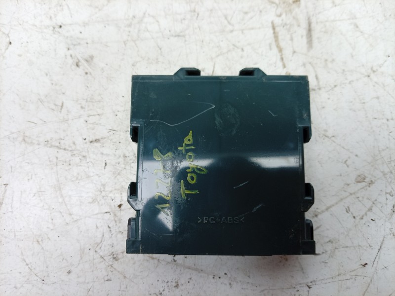 Recambio de modulo electronico para toyota rav 4 v (_a5_, _h5_) 2.5 hybrid awd (axap54) referencia OEM IAM 1881008871 8934042390