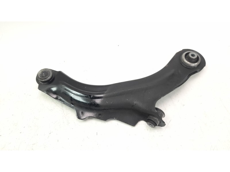 Recambio de brazo suspension inferior delantero izquierdo para renault captur 0.9 tce referencia OEM IAM 545053170R  ZWDRE010
