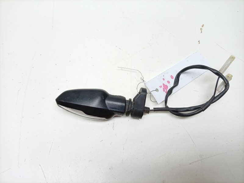 Recambio de piloto delantero derecho para triumph street triple 765 rs street triple 765 rs referencia OEM IAM  T2700849 