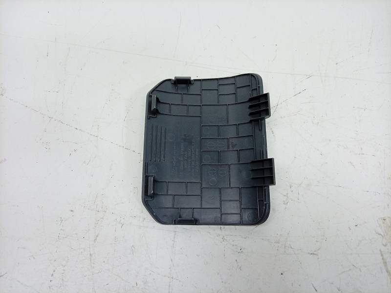 Recambio de moldura para kia ev9 100 gt-line awd referencia OEM IAM  8582ADO000 