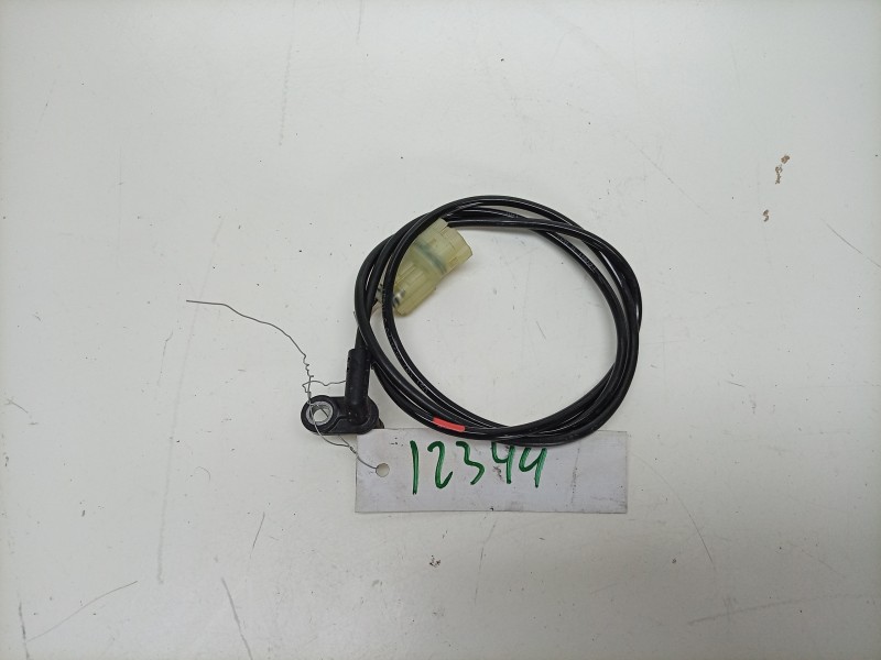 Recambio de sensor abs para triumph street triple 765 rs street triple 765 rs referencia OEM IAM  T2022799 