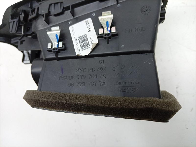 Recambio de rejilla paragolpes izquierda para citroën c4 grand picasso ii (da_, de_) 1.2 thp 130 referencia OEM IAM  967797647A 