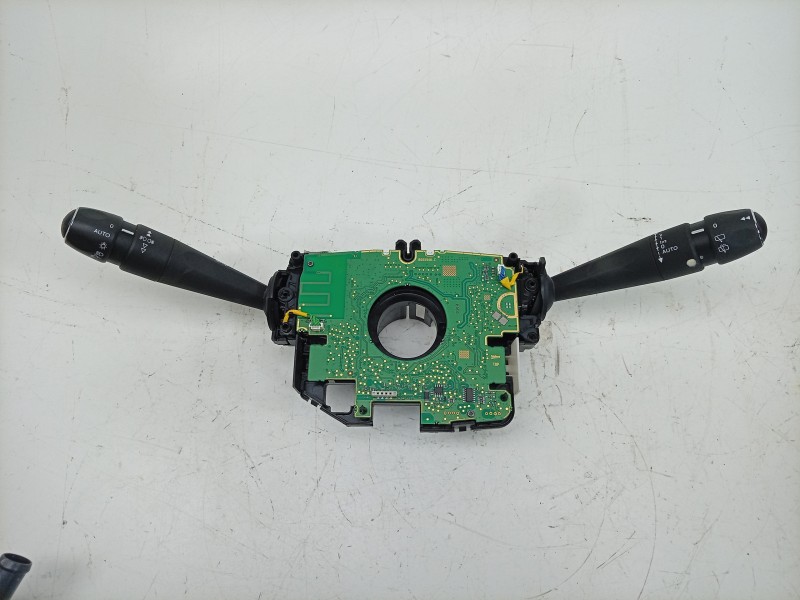 Recambio de mando multifuncion para citroën c4 grand picasso ii (da_, de_) 1.2 thp 130 referencia OEM IAM  98180635ZD 