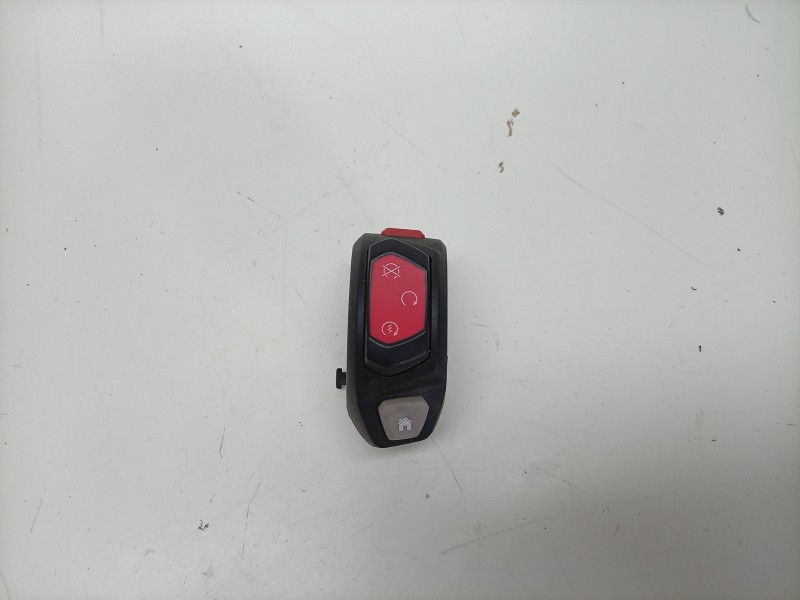 Recambio de piña luces derecha para triumph street triple 765 rs street triple 765 rs referencia OEM IAM  T2044828 