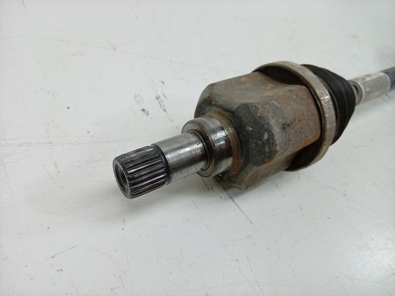 Recambio de transmision delantera izquierda para citroën c4 grand picasso ii (da_, de_) 1.2 thp 130 referencia OEM IAM  96779151