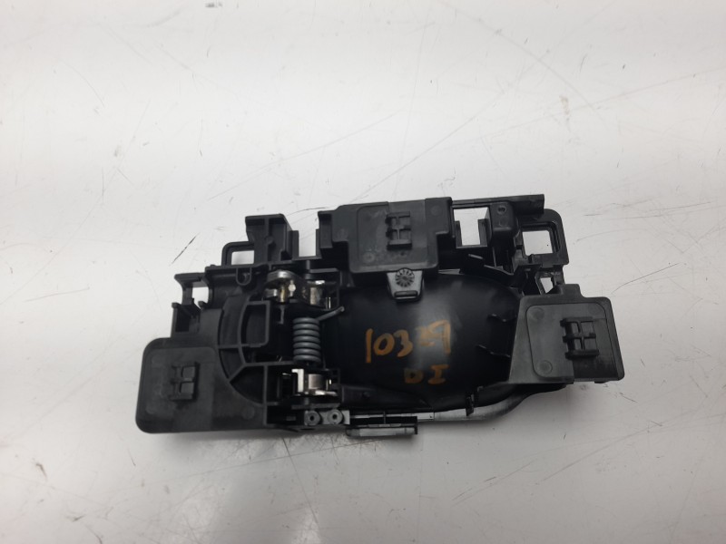 Recambio de maneta interior delantera izquierda para citroen c4 cactus feel referencia OEM IAM 98012886VV  