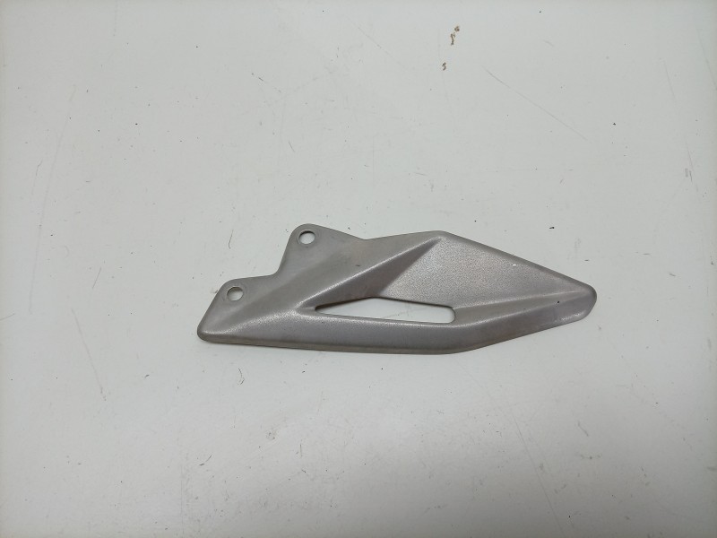 Recambio de moldura para triumph street triple 765 rs street triple 765 rs referencia OEM IAM  T2081617 