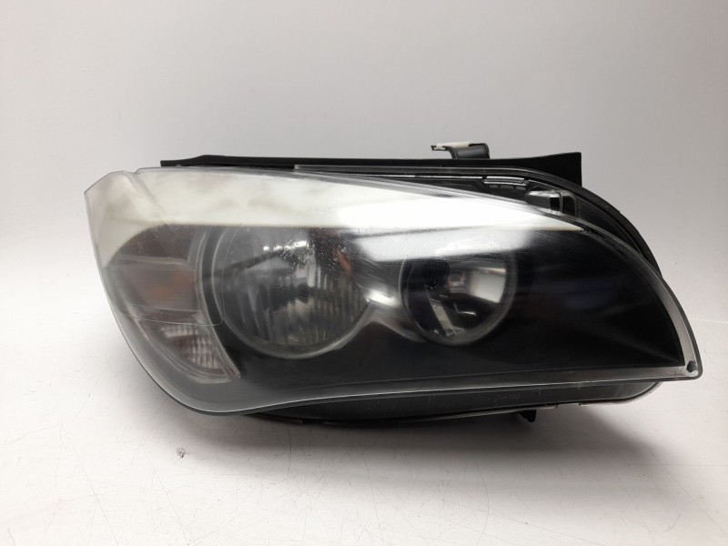 Recambio de faro derecho para bmw x1 (e84) sdrive 18 d referencia OEM IAM  63112990002 10106241001/11204702/2140012/BM7024903