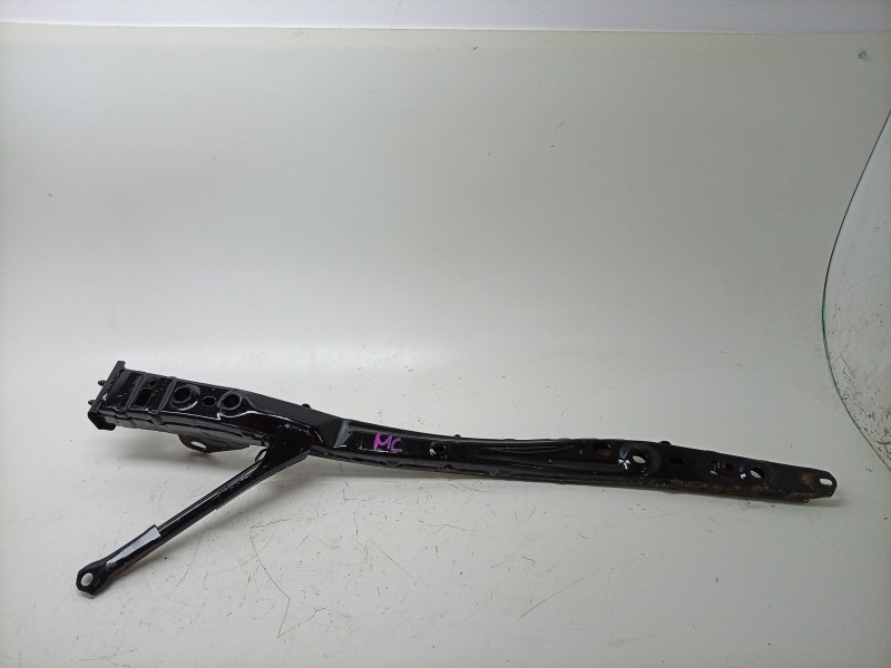 Recambio de soporte del eje delantero para subaru outback (bs) 2.5 awd (bs9) referencia OEM IAM  51620AN2709P 
