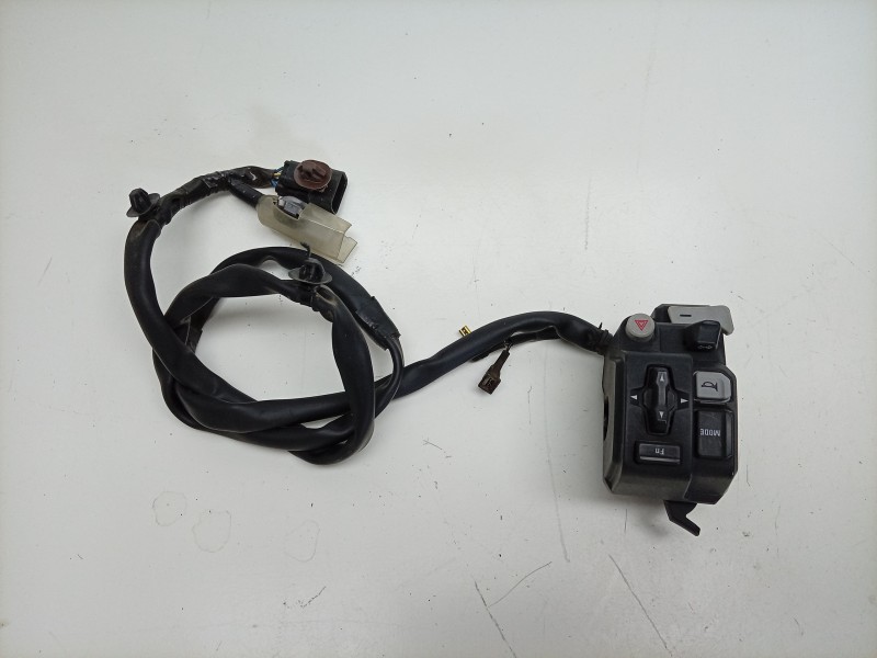 Recambio de piña luces izquierda para honda forza forza 750 (rh11) referencia OEM IAM  35200MKTJ01 