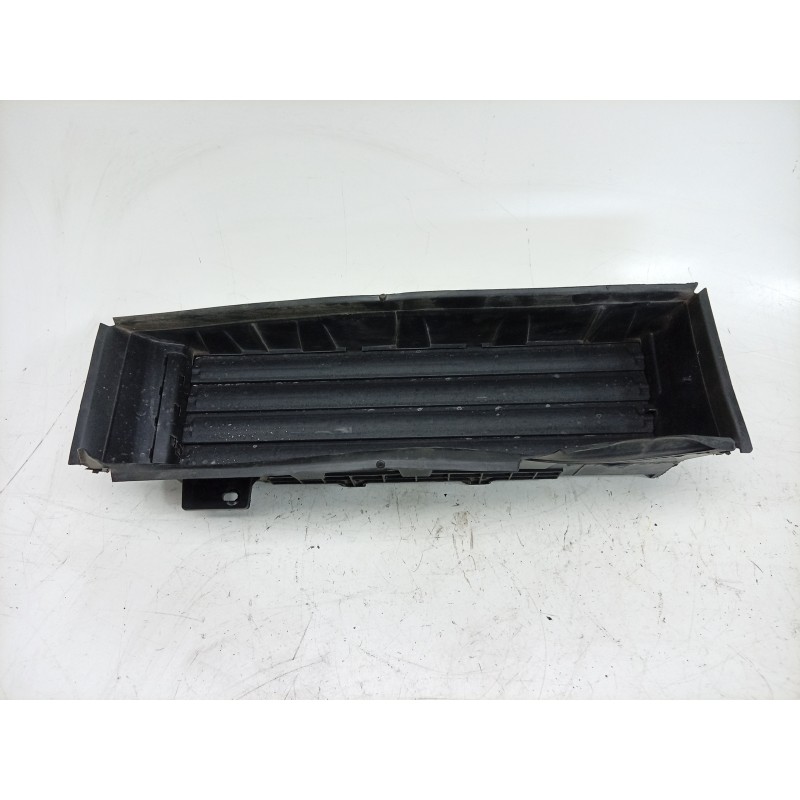 Recambio de canalizador de aire para dacia sandero iii 1.0 tce 90 eco-g referencia OEM IAM  214F60895R 