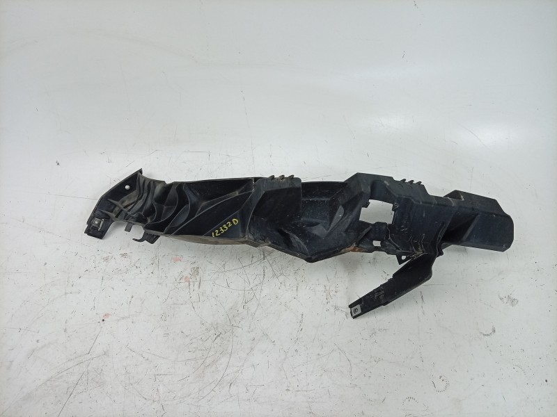 Recambio de soporte faro derecho para bmw x1 (e84) sdrive 18 d referencia OEM IAM 51642990180 51642990180 