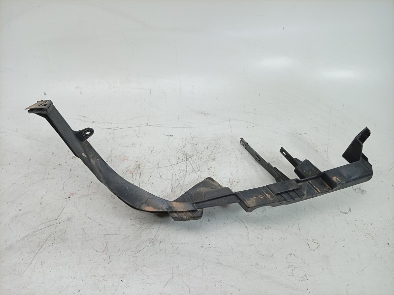 Recambio de soporte faro derecho para bmw x1 (e84) sdrive 18 d referencia OEM IAM 51642990180 51642990180 