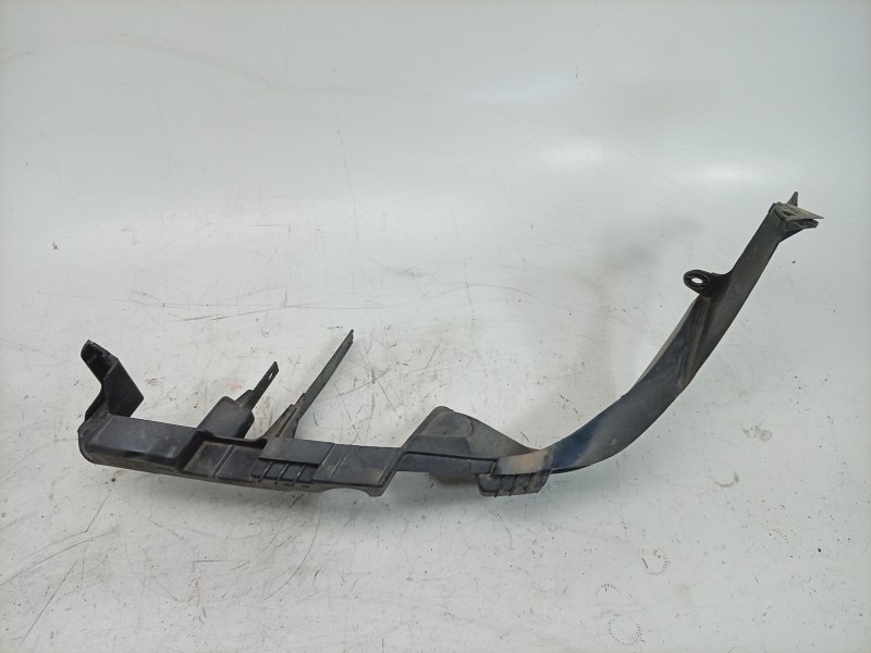 Recambio de soporte faro izquierdo para bmw x1 (e84) sdrive 18 d referencia OEM IAM  51642990179 