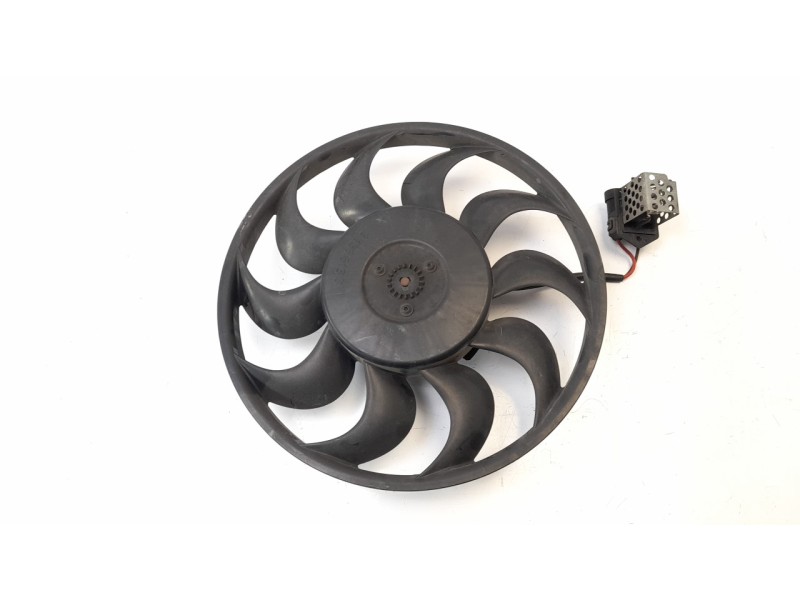 Recambio de electroventilador para opel zafira b 1.7 16v cdti referencia OEM IAM 24467444 47622 
