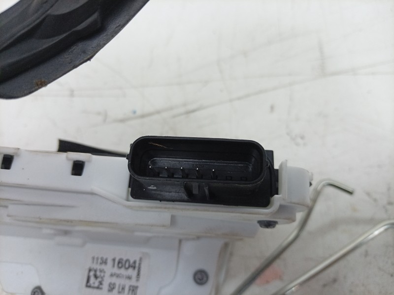 Recambio de cerradura puerta delantera izquierda para mg 3 referencia OEM IAM  11341604 