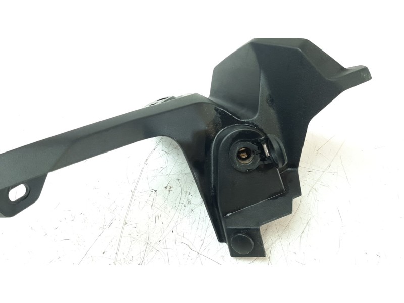 Recambio de moldura para bmw f 750 gs referencia OEM IAM 2786487  