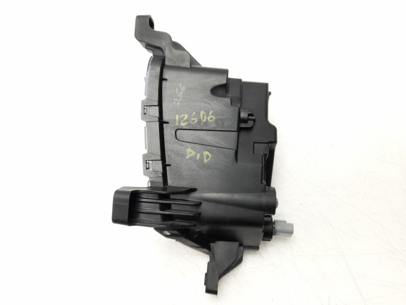 Recambio de faro antiniebla derecho para kg mobility tivoli referencia OEM IAM  8320235811 
