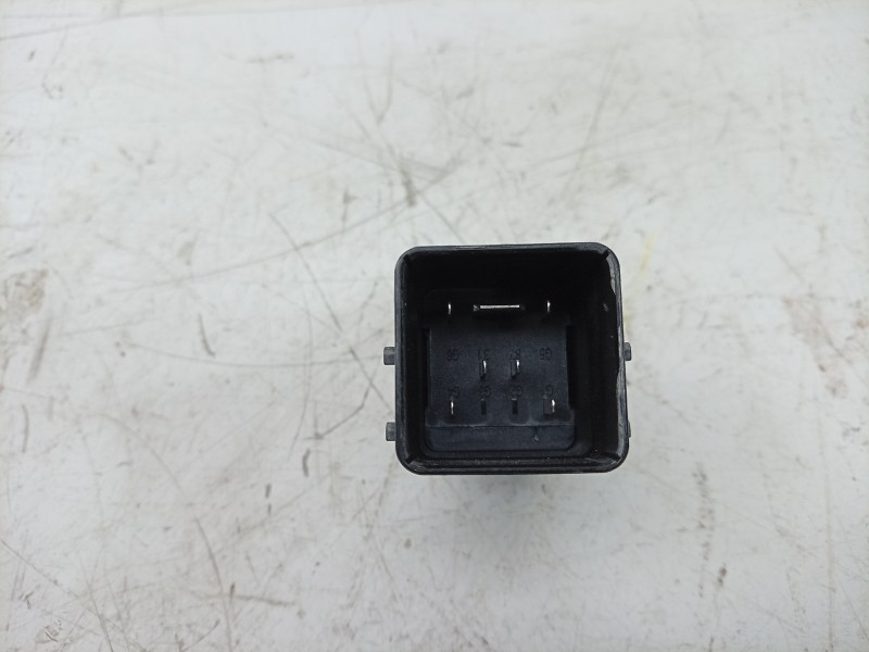 Recambio de caja precalentamiento para toyota proace max referencia OEM IAM 0281003269 46355551 
