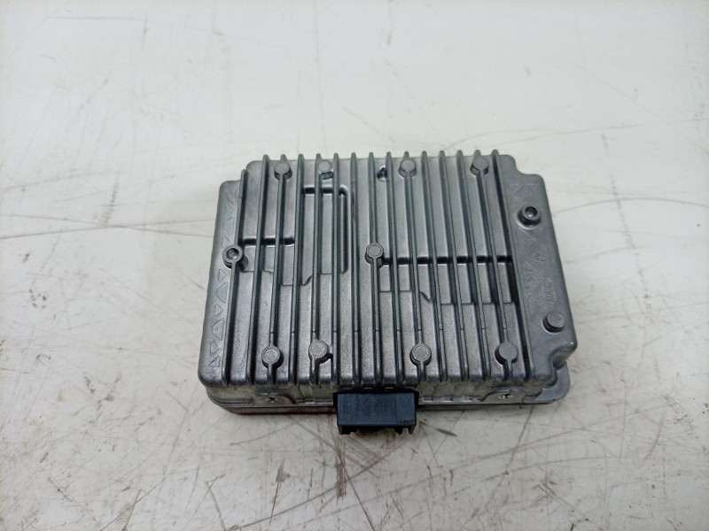 Recambio de modulo electronico para toyota proace max referencia OEM IAM 52214994 D77731356 