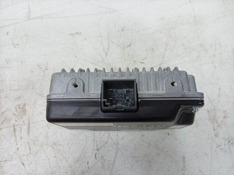 Recambio de modulo electronico para toyota proace max referencia OEM IAM 52214994 D77731356 