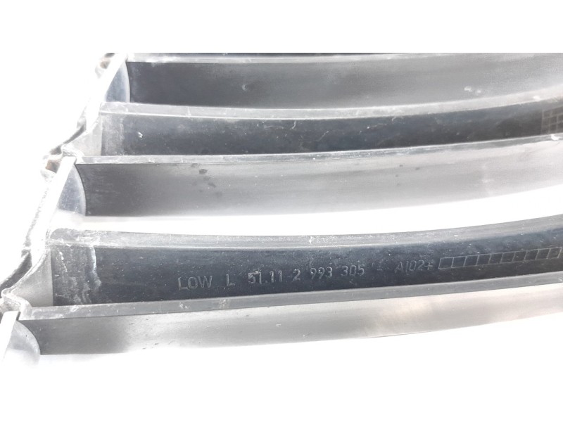 Recambio de rejilla paragolpes izquierda para bmw x1 (e84) xdrive 20d referencia OEM IAM 51112993305 107062405 BM7022024