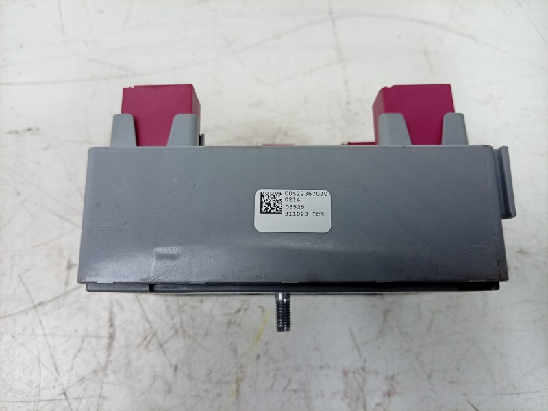 Recambio de caja reles / fusibles para toyota proace max referencia OEM IAM  00522367070 