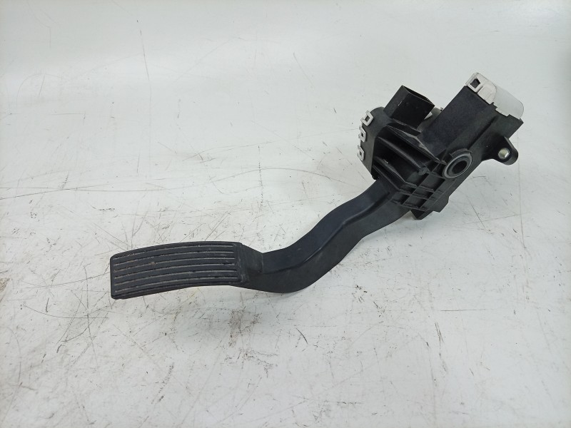 Recambio de potenciometro pedal para toyota proace max referencia OEM IAM  1384162080 