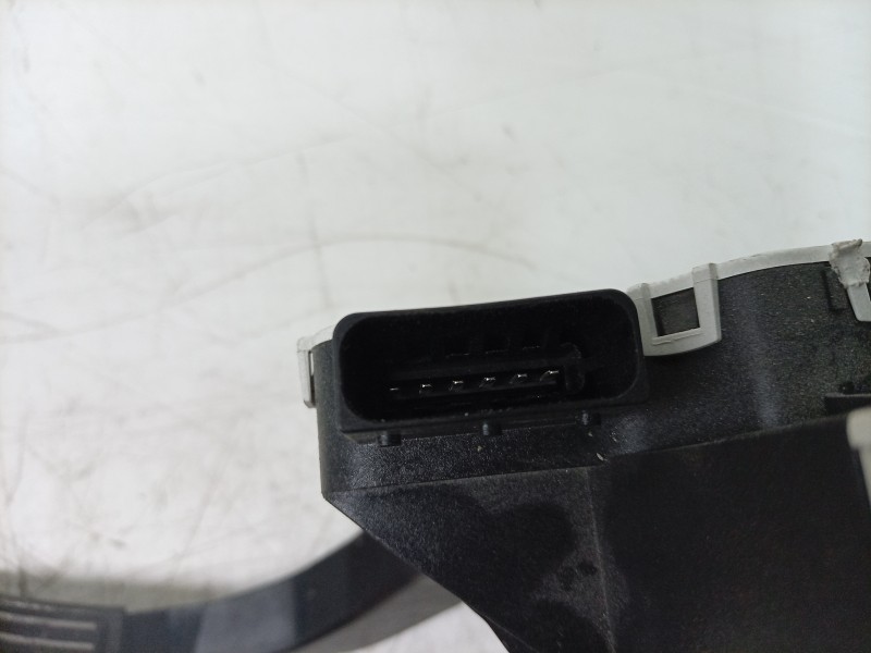 Recambio de potenciometro pedal para toyota proace max referencia OEM IAM  1384162080 