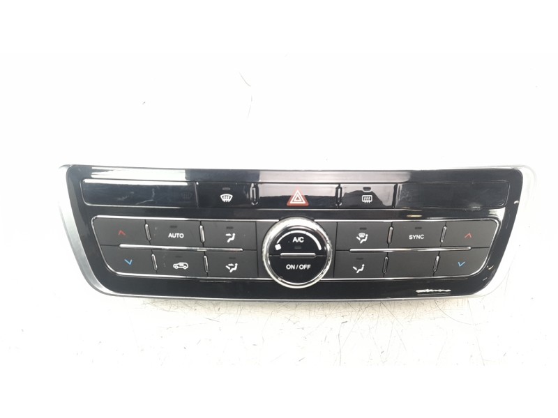 Recambio de mando climatizador para ssangyong rexton limited 4x4 referencia OEM IAM 6871036040 8540036001 