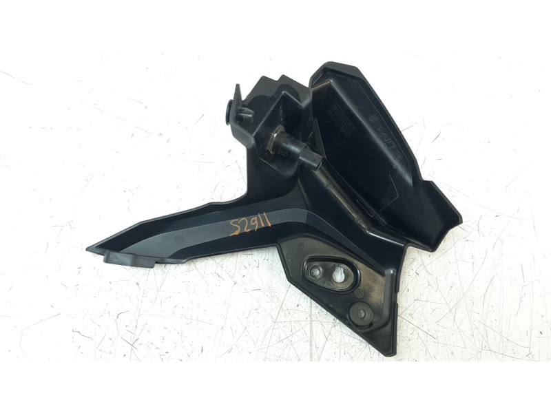 Recambio de moldura para bmw f 750 gs referencia OEM IAM 2786487  
