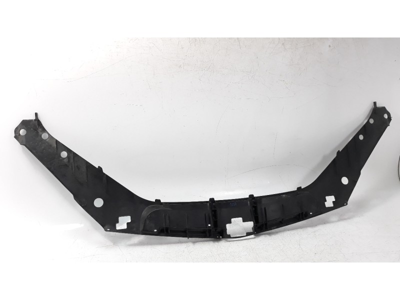 Recambio de molduras delanteras para mercedes-benz clase m (w166) ml 350 bluetec (166.004) referencia OEM IAM A1668842922  
