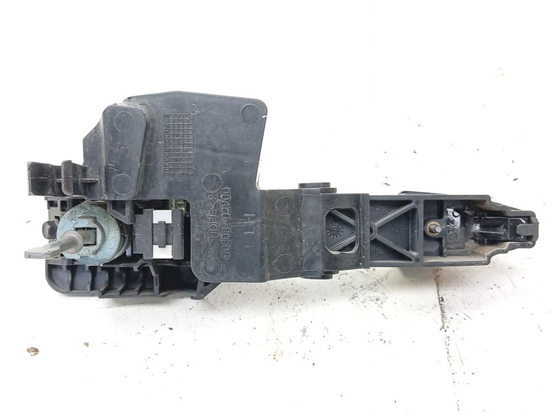 Recambio de maneta exterior delantera izquierda para kia cee´d 1.6 crdi cat referencia OEM IAM 9030802200 9030802200 