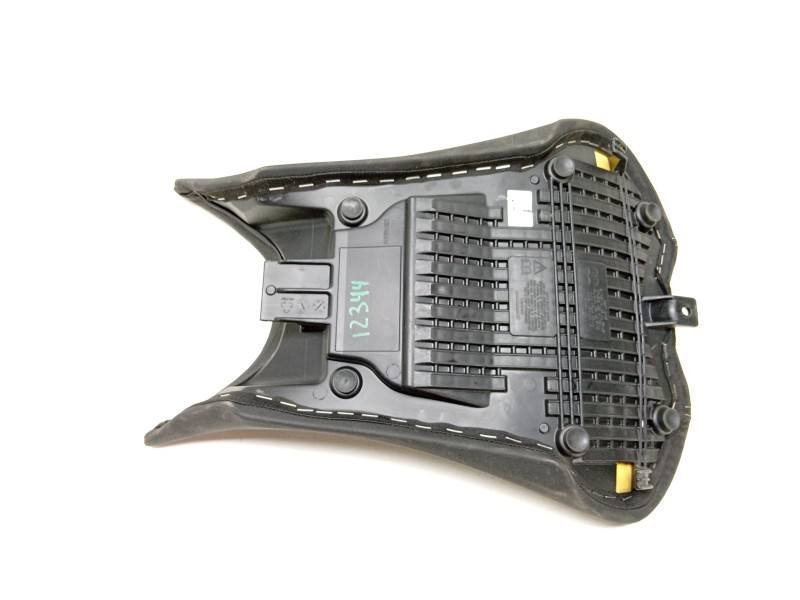 Recambio de asiento para triumph street triple 765 rs street triple 765 rs referencia OEM IAM  T2310816 